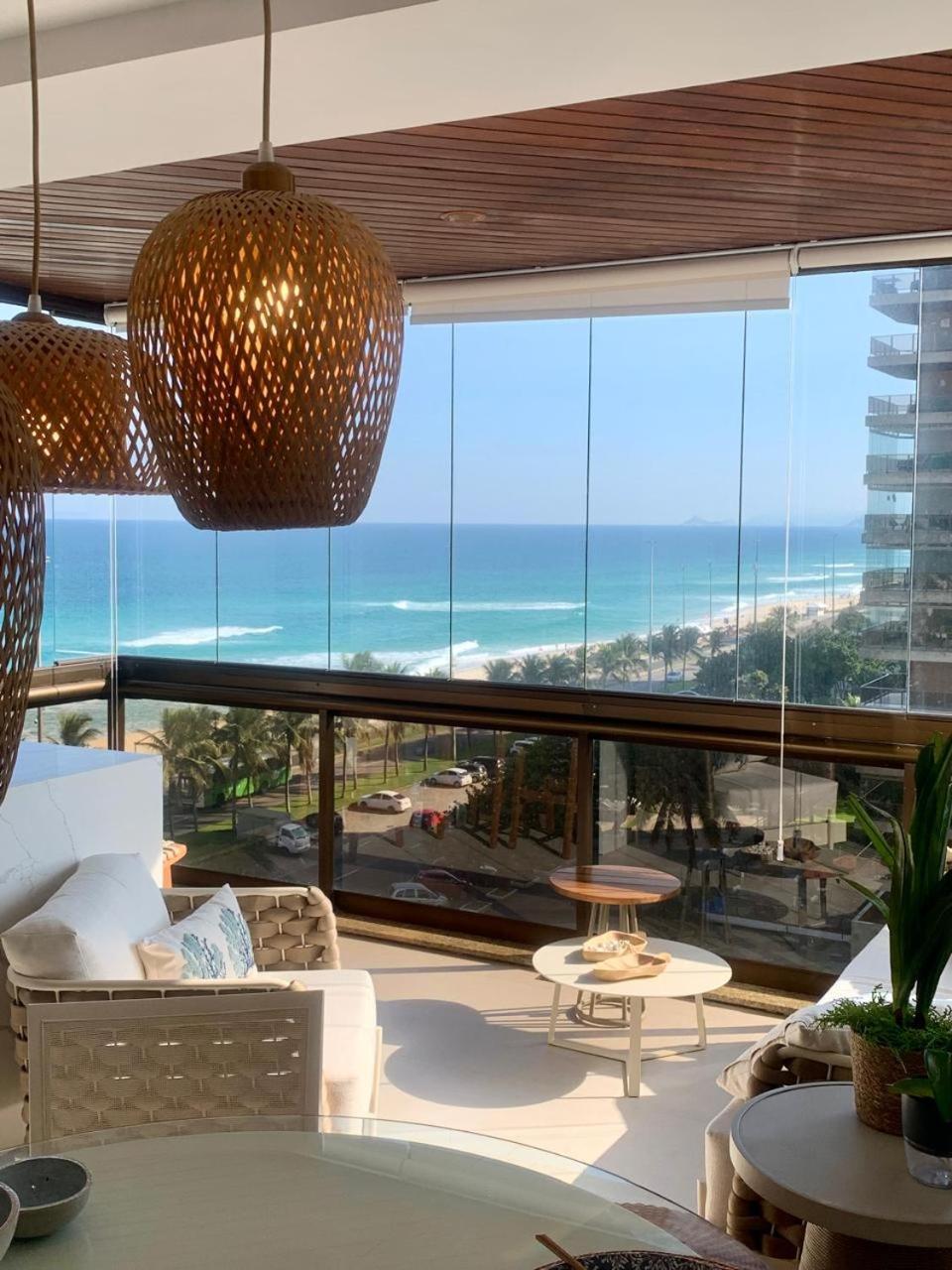 Lindo Apto No Melhor Lugar Da Barra Da Tijuca! Com Uma Vista De Tirar O Folego, Frente Para O Mar! Totalmente Equipado E Decorado Ao Lado Dos Melhores Hoteis E Quiosques Da Barra! Portaria 24H, Piscina, Sauna, Jacuzzi, Academia, Garagem, Wi-Fi, Lavan Rio de Janeiro Extérieur photo