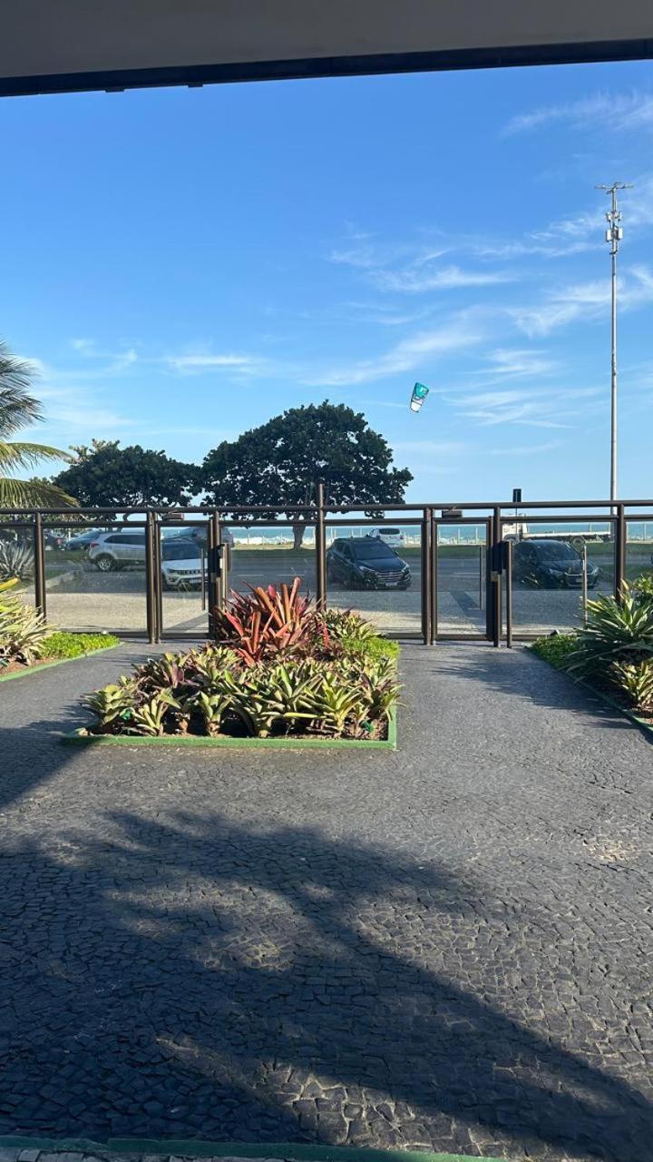 Lindo Apto No Melhor Lugar Da Barra Da Tijuca! Com Uma Vista De Tirar O Folego, Frente Para O Mar! Totalmente Equipado E Decorado Ao Lado Dos Melhores Hoteis E Quiosques Da Barra! Portaria 24H, Piscina, Sauna, Jacuzzi, Academia, Garagem, Wi-Fi, Lavan Rio de Janeiro Extérieur photo
